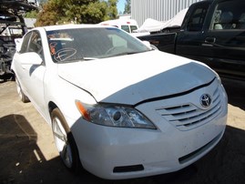 2009 TOYOTA CAMRY LE WHITE 2.4L AT Z18367